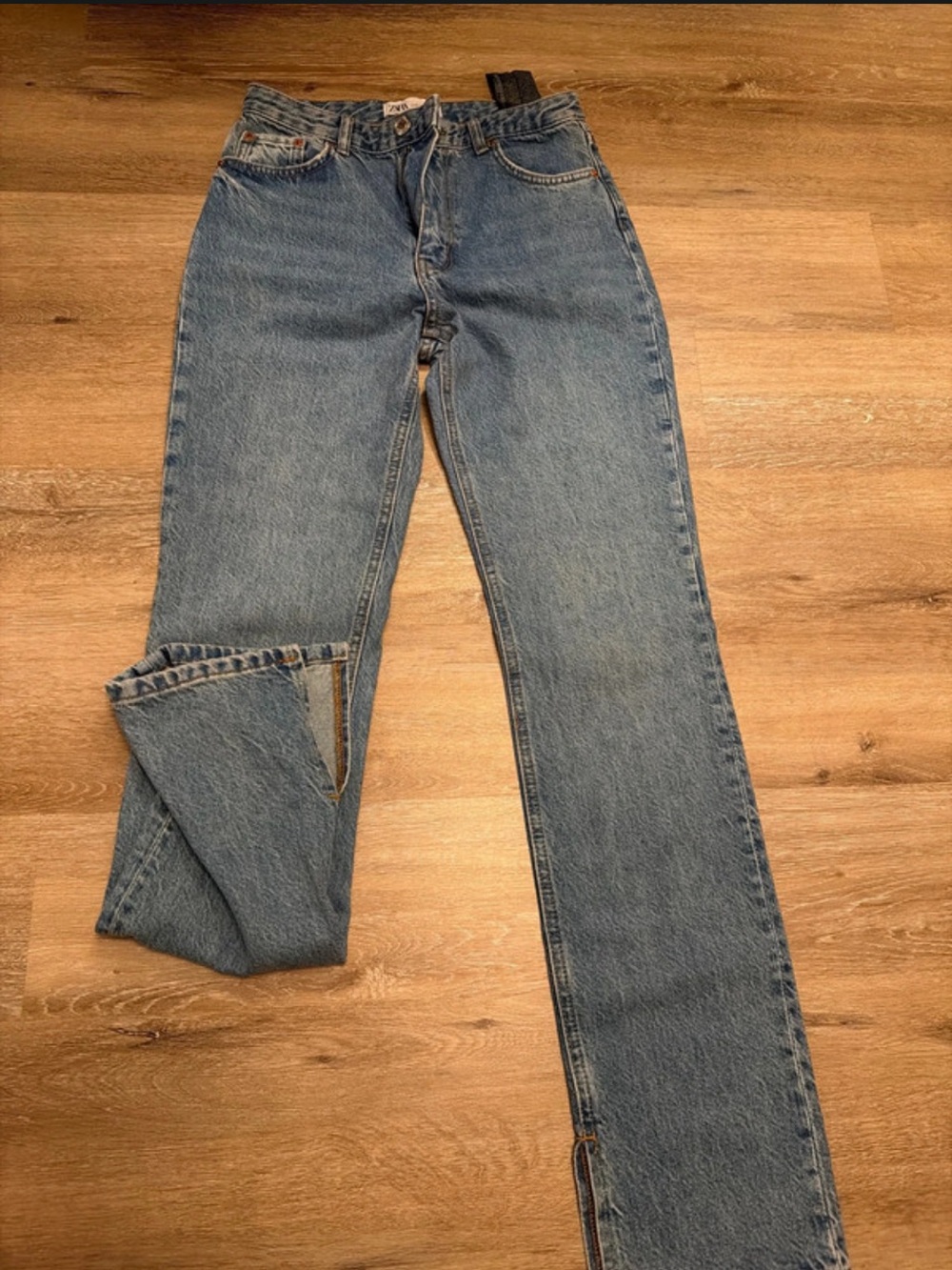 Zara High-Waisted Light-Wash Straight-Leg Split-Hem Jeans Size 4